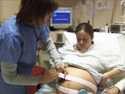 Woman Giving Birth Video Live
